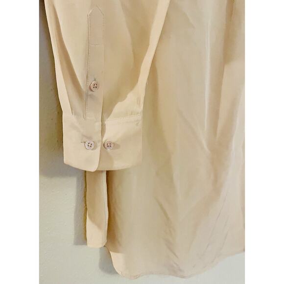 Equipment RETAIL $150 | Button-Front L/S 100% Silk Top | Women's | Size: Medium - Picture 6 of 8